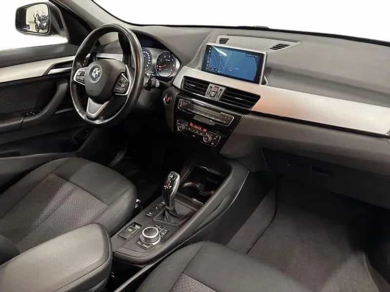 BMW X1 20 d Business Advantage xDrive Steptronic 01/2021-photo-8