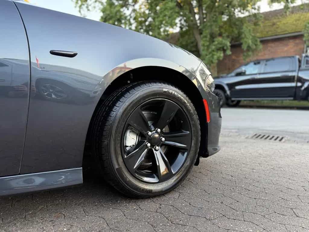Dodge Charger SRT KIT*AUTO*LEDER*LED*PDC*PERFORMANCE*GARANTIE 10/2018-photo-18