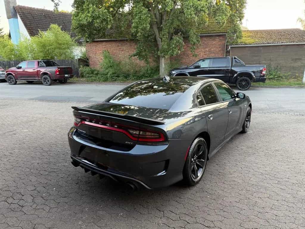 Dodge Charger SRT KIT*AUTO*LEDER*LED*PDC*PERFORMANCE*GARANTIE 10/2018-photo-19