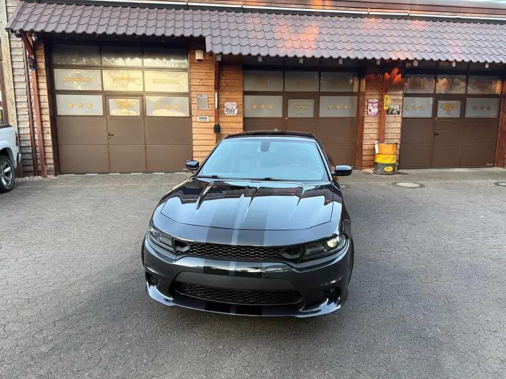 Dodge Charger SRT KIT*AUTO*LEDER*LED*PDC*PERFORMANCE*GARANTIE 10/2018-photo-2