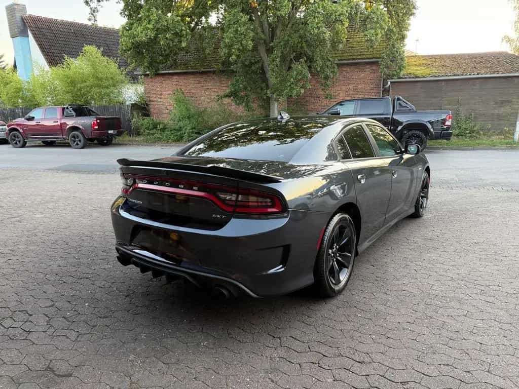 Dodge Charger SRT KIT*AUTO*LEDER*LED*PDC*PERFORMANCE*GARANTIE 10/2018-photo-21
