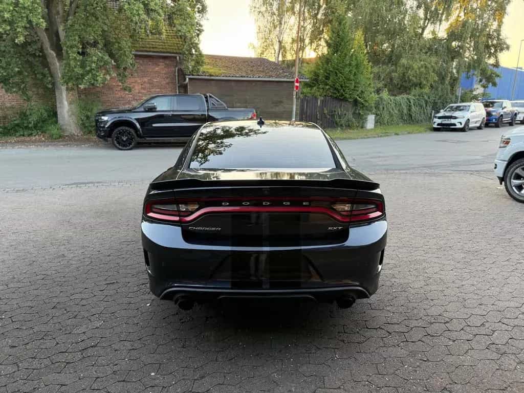 Dodge Charger SRT KIT*AUTO*LEDER*LED*PDC*PERFORMANCE*GARANTIE 10/2018-photo-22