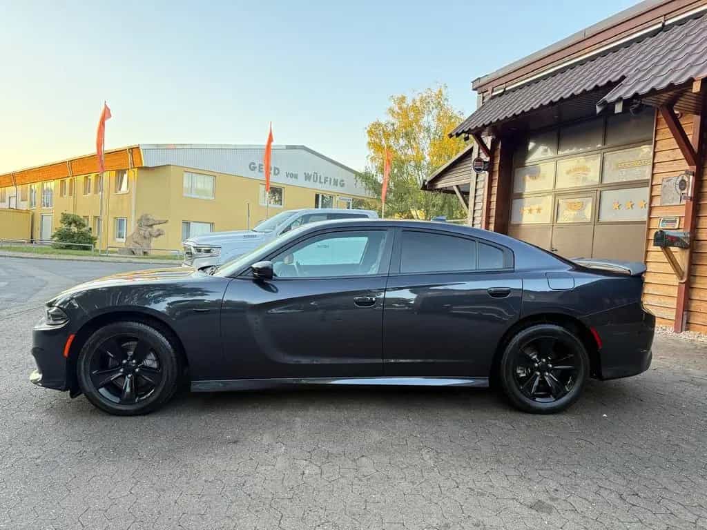 Dodge Charger SRT KIT*AUTO*LEDER*LED*PDC*PERFORMANCE*GARANTIE 10/2018-photo-27
