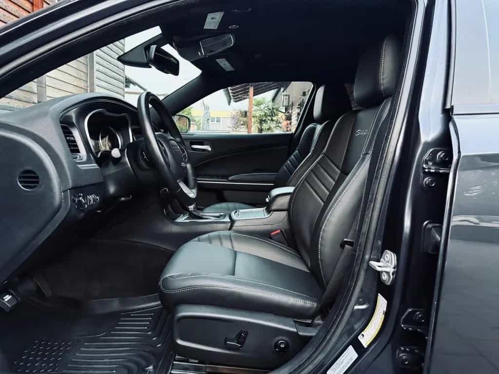 Dodge Charger SRT KIT*AUTO*LEDER*LED*PDC*PERFORMANCE*GARANTIE 10/2018-photo-30