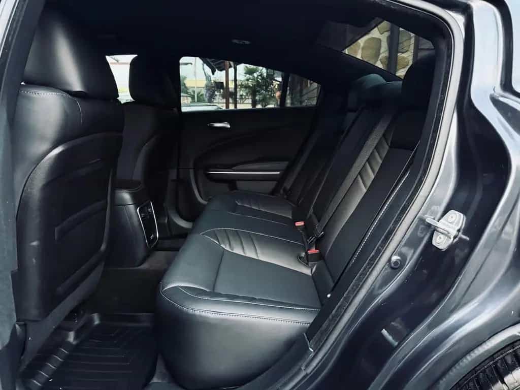 Dodge Charger SRT KIT*AUTO*LEDER*LED*PDC*PERFORMANCE*GARANTIE 10/2018-photo-33