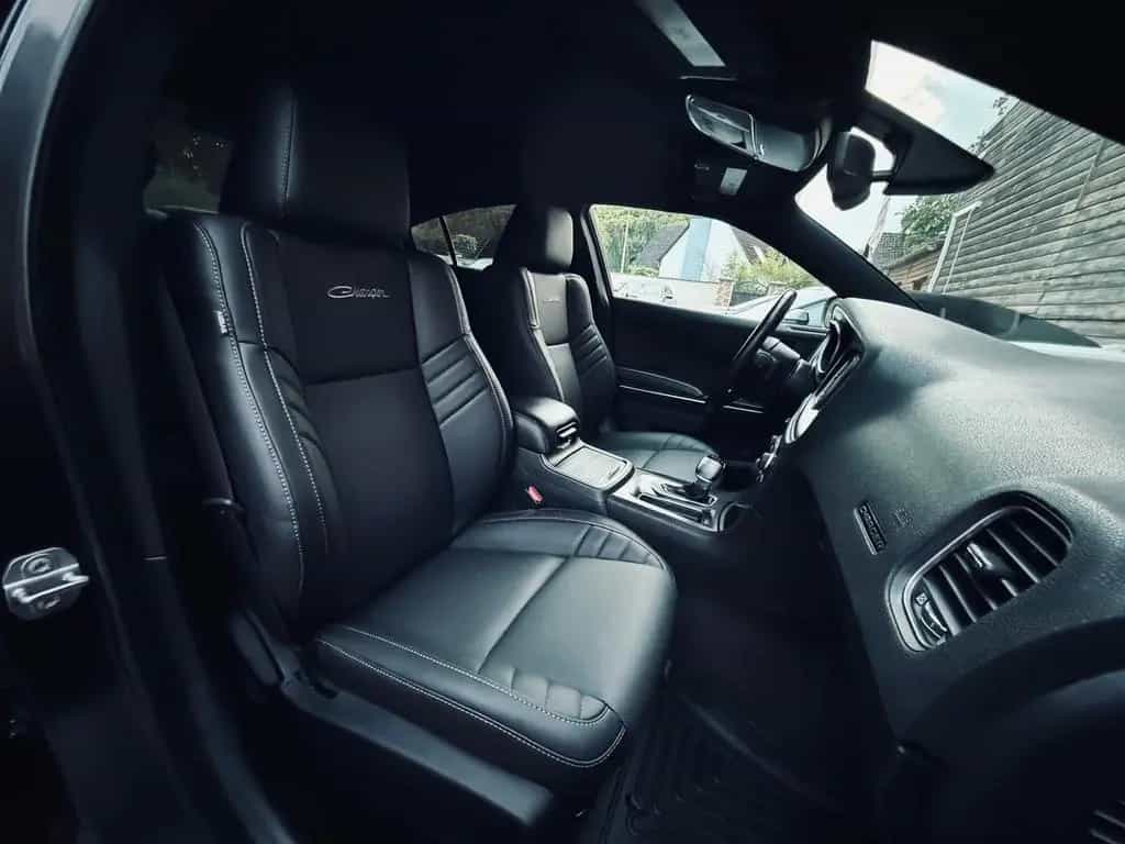 Dodge Charger SRT KIT*AUTO*LEDER*LED*PDC*PERFORMANCE*GARANTIE 10/2018-photo-37