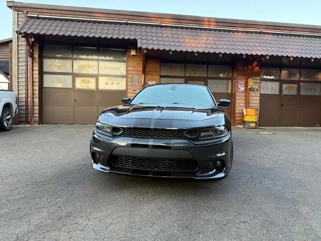 Dodge Charger SRT KIT*AUTO*LEDER*LED*PDC*PERFORMANCE*GARANTIE 10/2018-photo-4