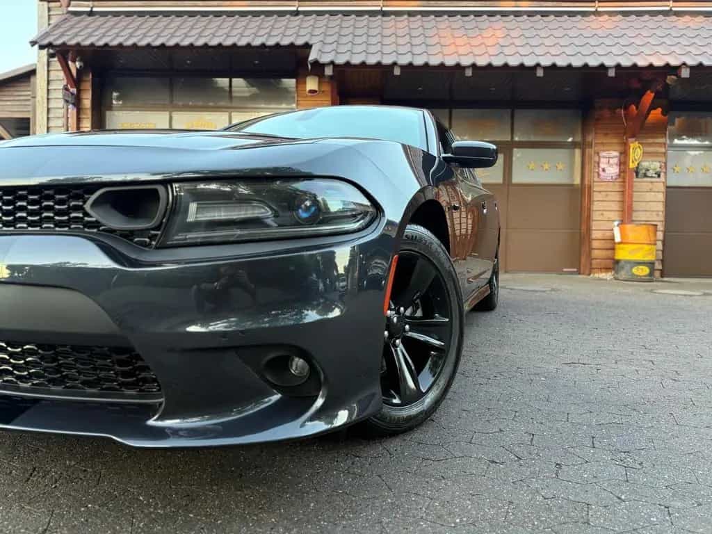 Dodge Charger SRT KIT*AUTO*LEDER*LED*PDC*PERFORMANCE*GARANTIE 10/2018-photo-5