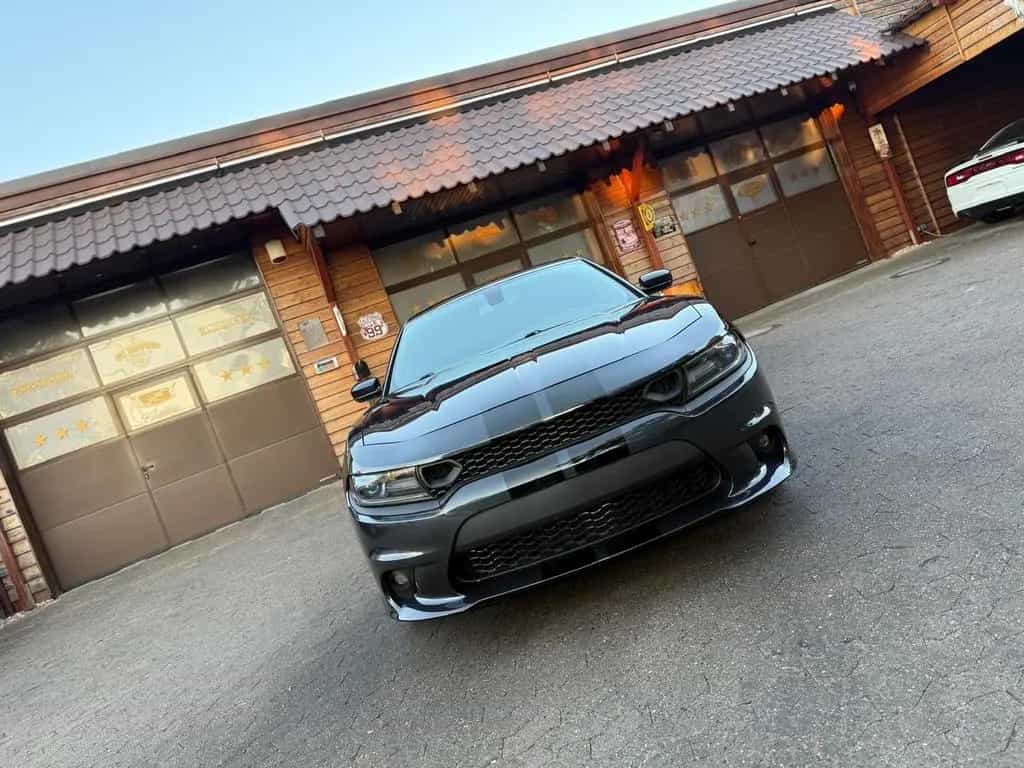 Dodge Charger SRT KIT*AUTO*LEDER*LED*PDC*PERFORMANCE*GARANTIE 10/2018-photo-9