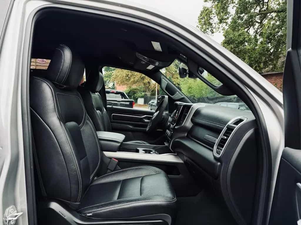 Dodge RAM SPORT*RAMBOX*5.7 V8*4X4*LIFT*AHK*OFFROAD*GARTIE 08/2021-photo-45