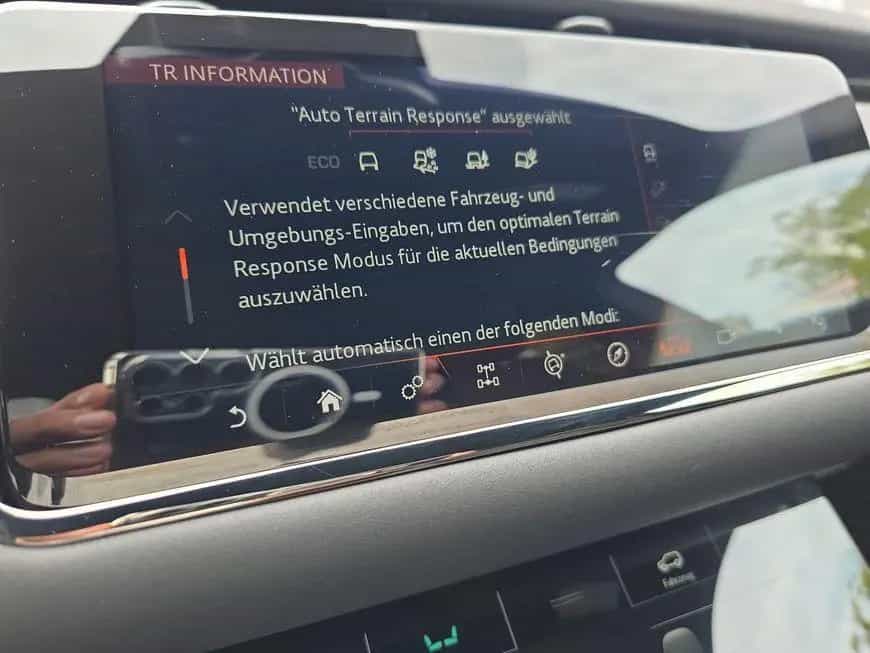 Land Rover Range Rover Rover Evoque P250 R-Dynamic SE 20'' Black 05/2019-photo-41