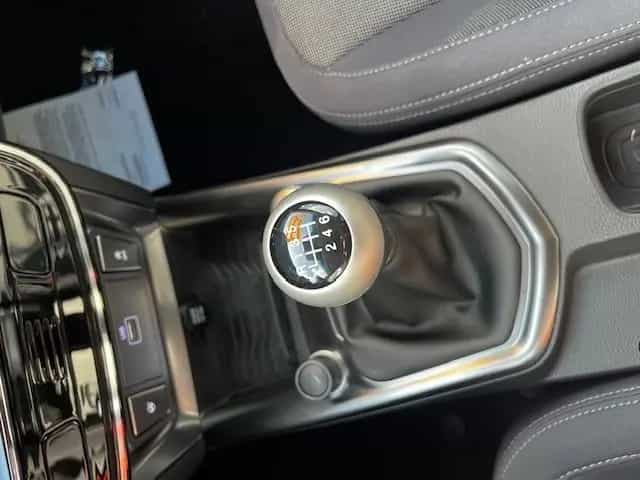 Ssangyong Tivoli MT AMBER 1,5 01/2025-photo-12