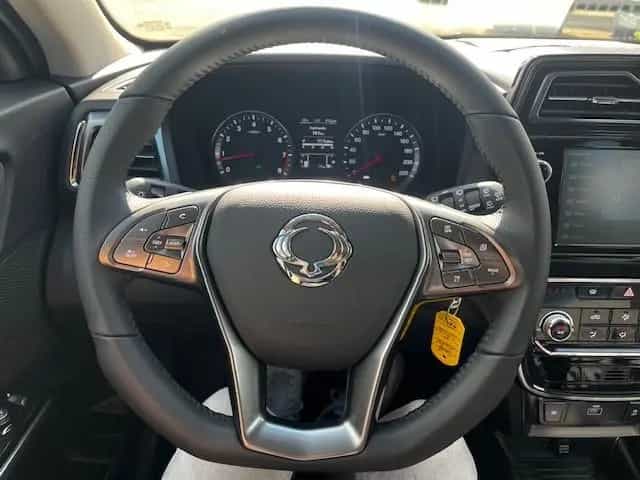 Ssangyong Tivoli MT AMBER 1,5 01/2025-photo-13