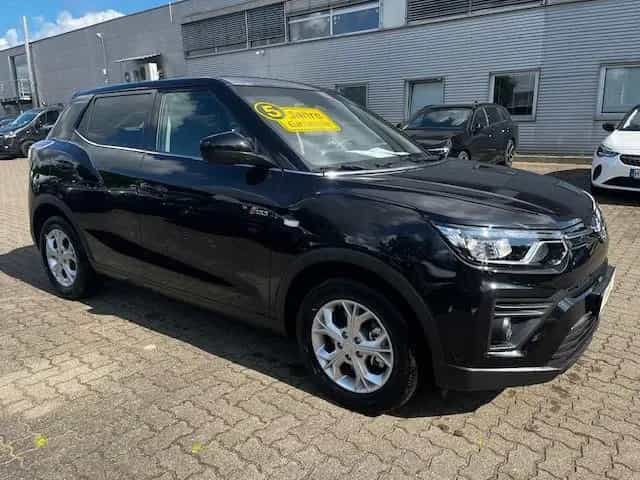 Ssangyong Tivoli MT AMBER 1,5 01/2025-photo-5