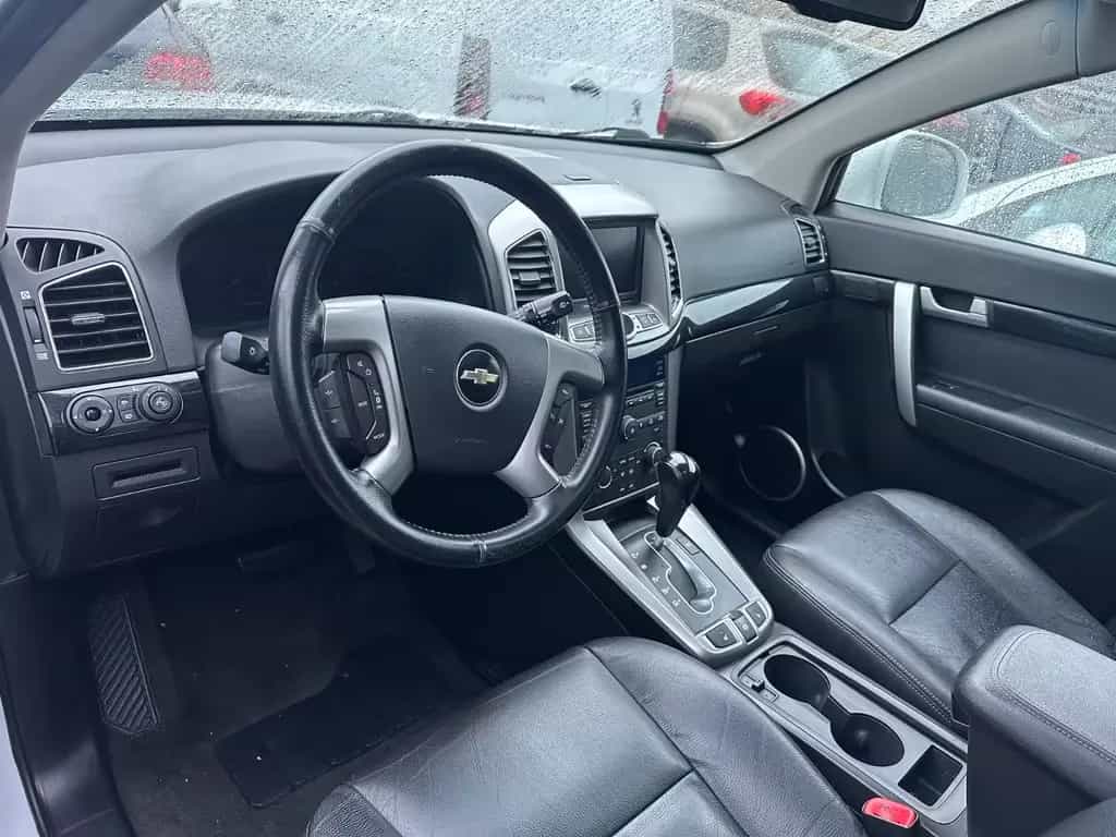Chevrolet Captiva 2.2 D LTZ 4WD ^^^^7 SITZE ^^^^ EXPORT 02/2013-photo-14