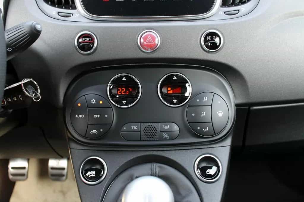 Abarth 595 70th Anniversario, Xenon,Beats,Sabelt,8-fach 07/2020-photo-8
