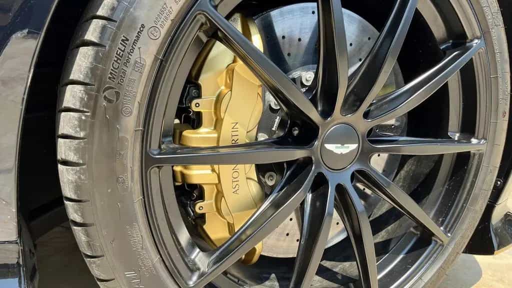Aston Martin Vantage MARTIN Vantage Roadster 5.2 V12 auto 07/2023-photo-3