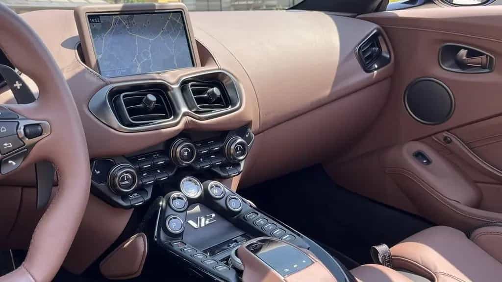 Aston Martin Vantage MARTIN Vantage Roadster 5.2 V12 auto 07/2023-photo-7