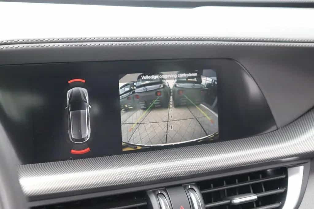 Alfa Romeo Stelvio 2.0T 280pk AWD Veloce Pano Pack Drive As 05/2022-photo-11