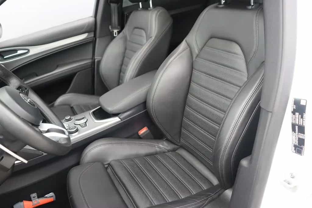 Alfa Romeo Stelvio 2.0T 280pk AWD Veloce Pano Pack Drive As 05/2022-photo-4