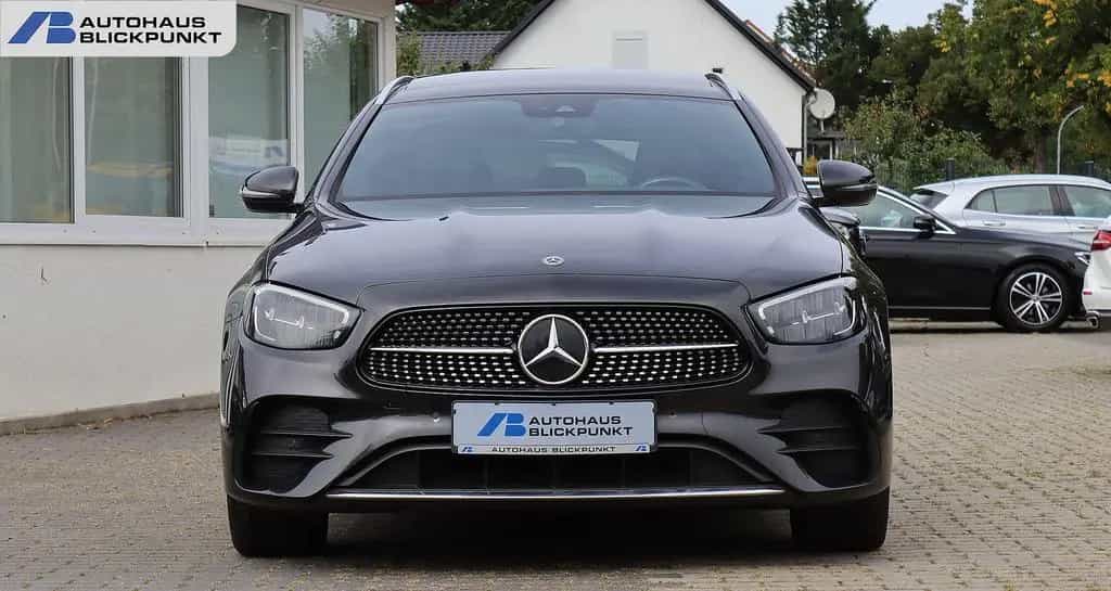 Mercedes-Benz E-Class 300 de T 4M 3x AMG KAMERA+PANORAMA+BURMESTER 10/2020-photo-0