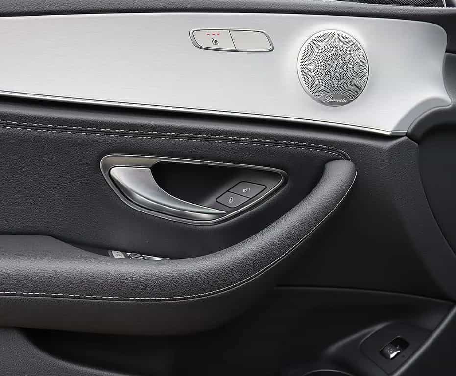 Mercedes-Benz E-Class 300 de T 4M 3x AMG KAMERA+PANORAMA+BURMESTER 10/2020-photo-12