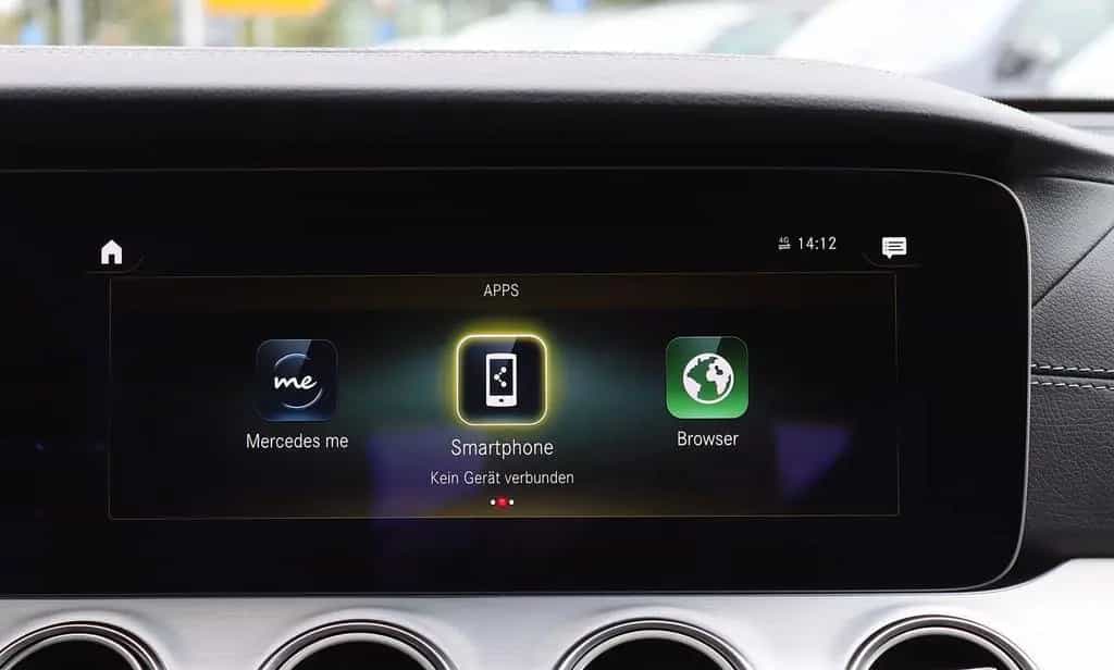 Mercedes-Benz E-Class 300 de T 4M 3x AMG KAMERA+PANORAMA+BURMESTER 10/2020-photo-27