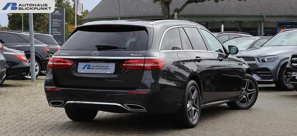 Mercedes-Benz E-Class 300 de T 4M 3x AMG KAMERA+PANORAMA+BURMESTER 10/2020-photo-4