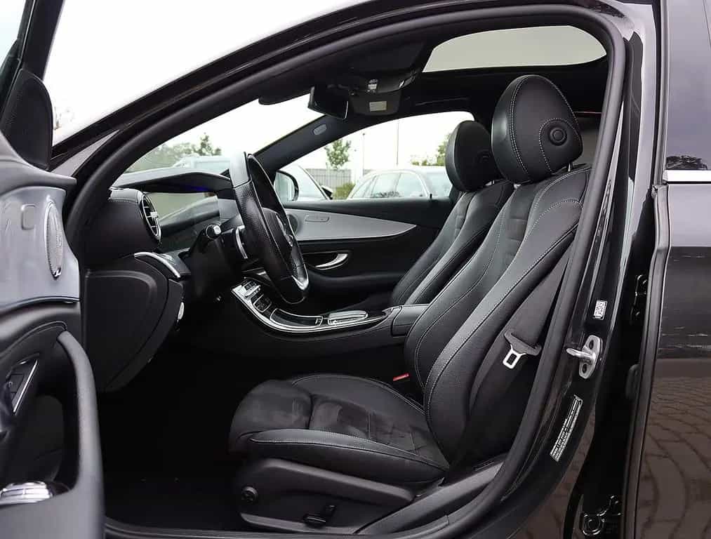 Mercedes-Benz E-Class 300 de T 4M 3x AMG KAMERA+PANORAMA+BURMESTER 10/2020-photo-6