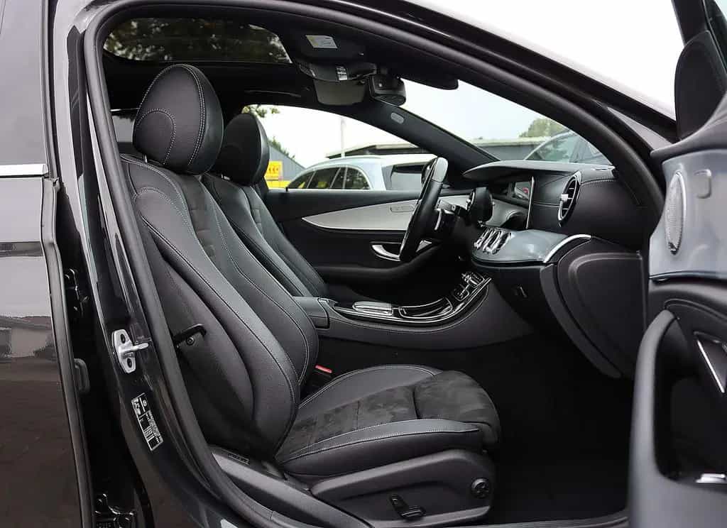 Mercedes-Benz E-Class 300 de T 4M 3x AMG KAMERA+PANORAMA+BURMESTER 10/2020-photo-7