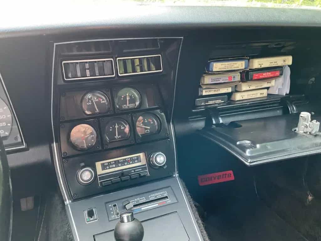 Corvette C3 1978 Corvette 25 years Silver Anniversary 04/1978-photo-6