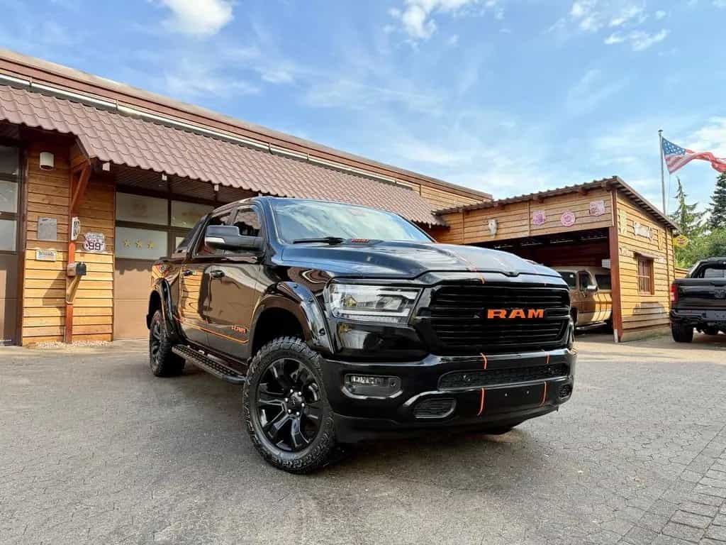 Dodge RAM V8*OFFROAD*LIFT*BÜGEL*LED*4X4*NAVI*AHK*GARANTIE 12/2021-photo-12