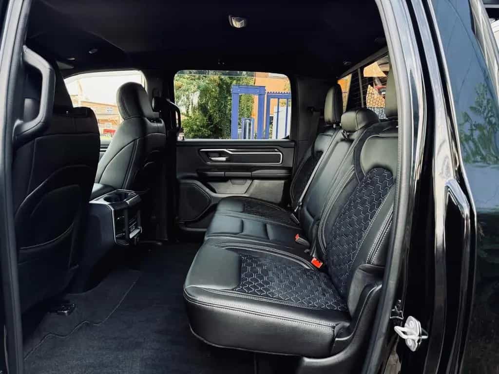 Dodge RAM V8*OFFROAD*LIFT*BÜGEL*LED*4X4*NAVI*AHK*GARANTIE 12/2021-photo-35
