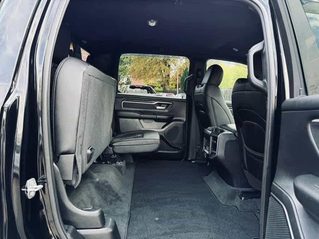 Dodge RAM V8*OFFROAD*LIFT*BÜGEL*LED*4X4*NAVI*AHK*GARANTIE 12/2021-photo-37