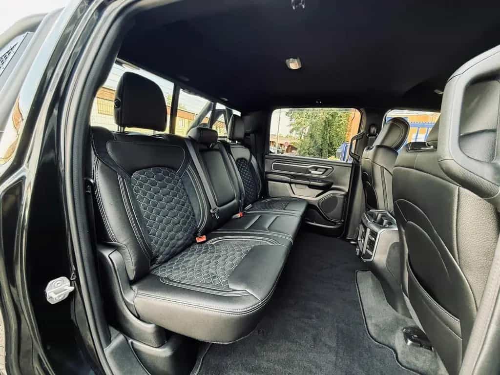 Dodge RAM V8*OFFROAD*LIFT*BÜGEL*LED*4X4*NAVI*AHK*GARANTIE 12/2021-photo-40