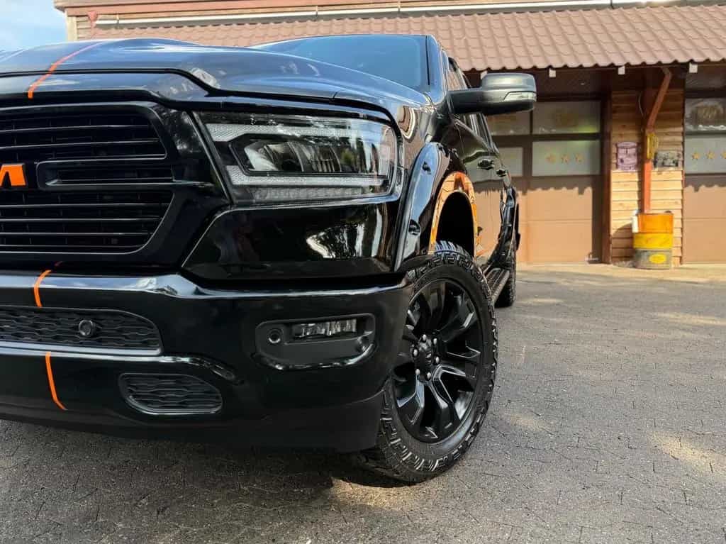 Dodge RAM V8*OFFROAD*LIFT*BÜGEL*LED*4X4*NAVI*AHK*GARANTIE 12/2021-photo-5
