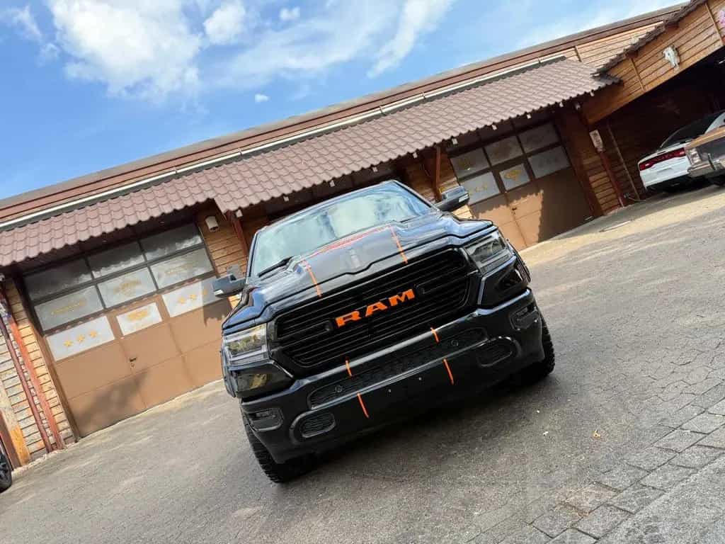 Dodge RAM V8*OFFROAD*LIFT*BÜGEL*LED*4X4*NAVI*AHK*GARANTIE 12/2021-photo-9
