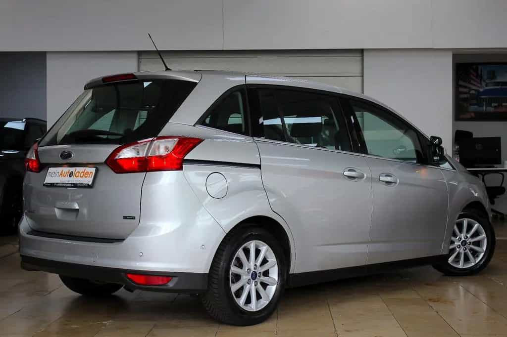 Ford Grand C-Max 1,5 Aut. Titanium *BEHINDERTENUMBAU* 06/2016-photo-1