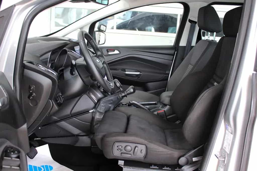 Ford Grand C-Max 1,5 Aut. Titanium *BEHINDERTENUMBAU* 06/2016-photo-19