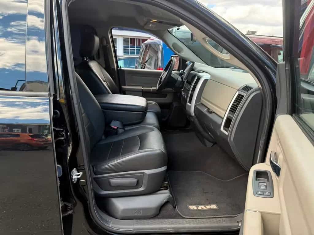 Dodge RAM 5.7 HEMI 64Tkm/DAB/Leder 04/2012-photo-11