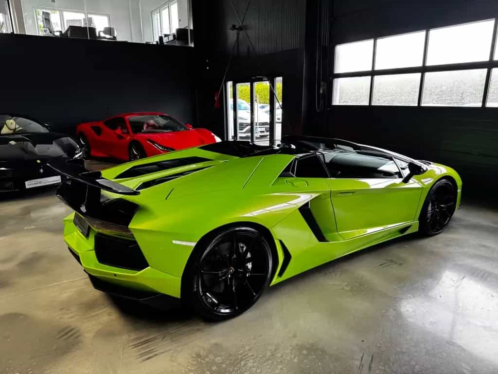 Lamborghini Aventador LP 700-4 Roadster VERDE ITHACA GRÜN 07/2015-photo-11