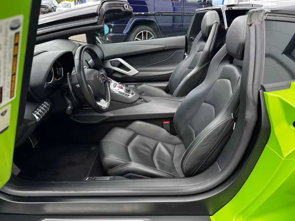 Lamborghini Aventador LP 700-4 Roadster VERDE ITHACA GRÜN 07/2015-photo-13
