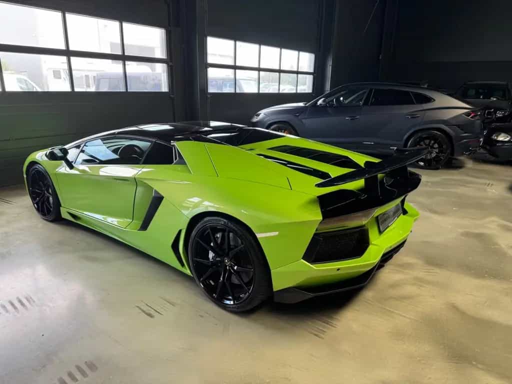 Lamborghini Aventador LP 700-4 Roadster VERDE ITHACA GRÜN 07/2015-photo-2