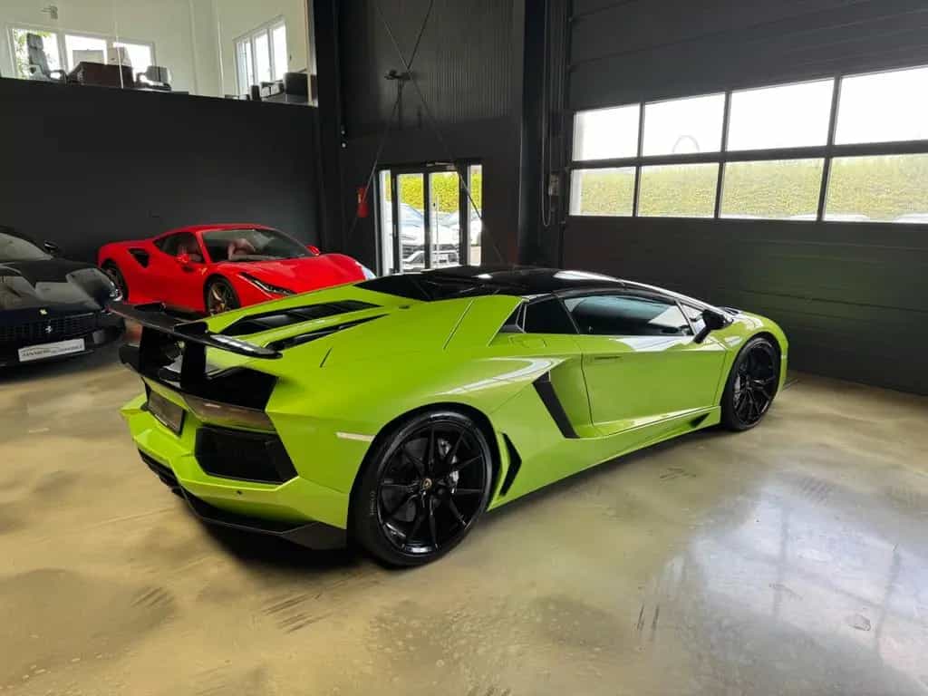 Lamborghini Aventador LP 700-4 Roadster VERDE ITHACA GRÜN 07/2015-photo-3