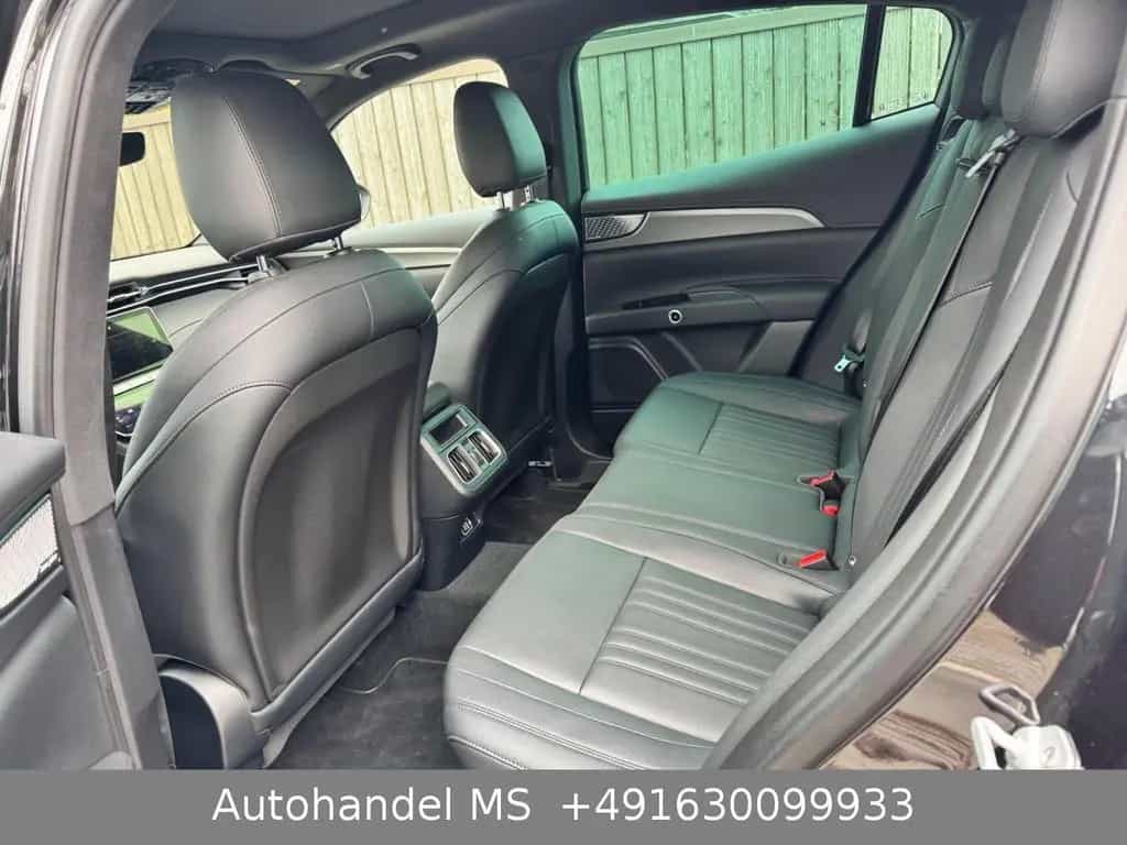Maserati Grecale 2.0 MHEV GT Auto 4WD 05/2025-photo-28