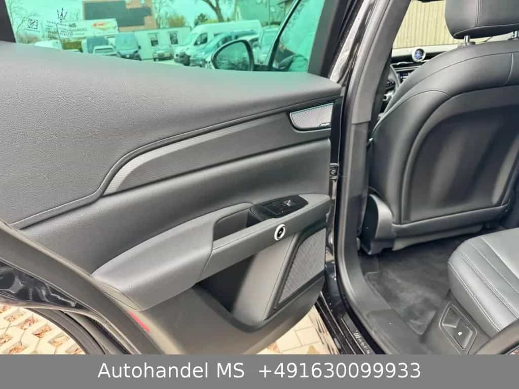 Maserati Grecale 2.0 MHEV GT Auto 4WD 05/2025-photo-32