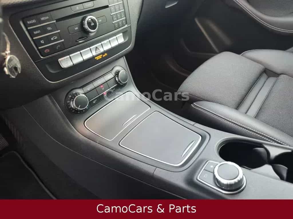 Mercedes-Benz B 220 B 4Matic Urban Style Edition Navi Tempomat 01/2019-photo-11