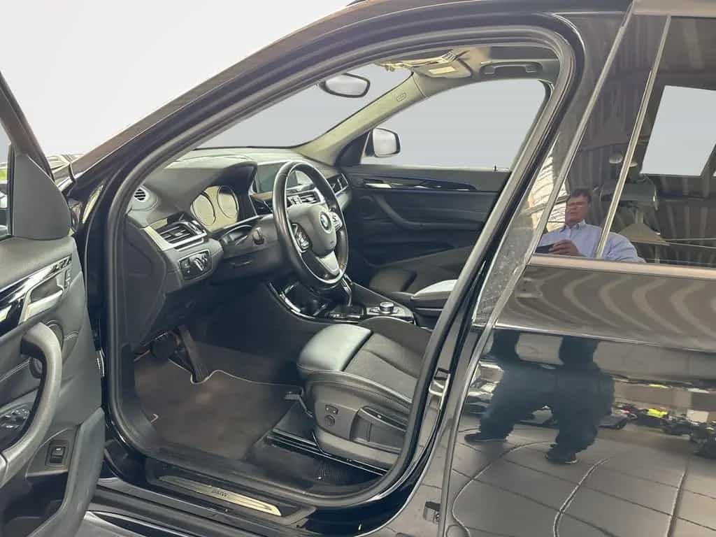 BMW X1 sDrive 18d SportLine+Panodach+LED+HIFI+DAB+ 08/2021-photo-12