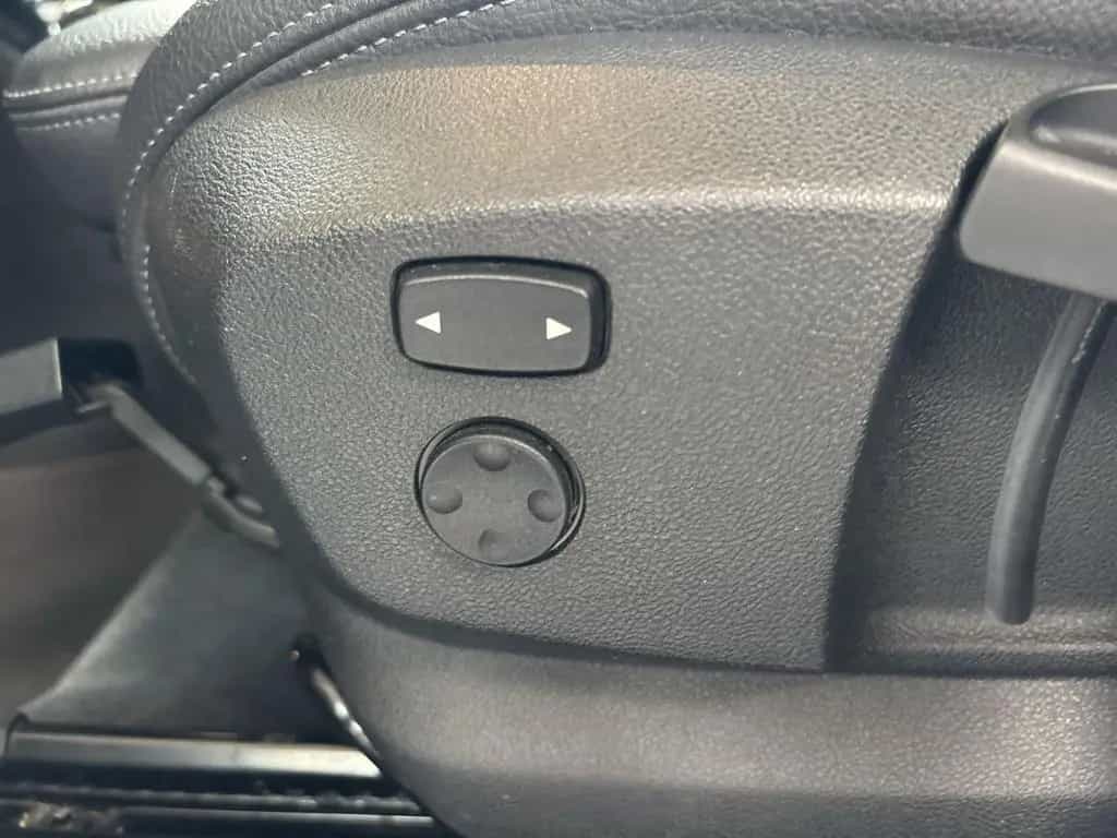 BMW X1 sDrive 18d SportLine+Panodach+LED+HIFI+DAB+ 08/2021-photo-17
