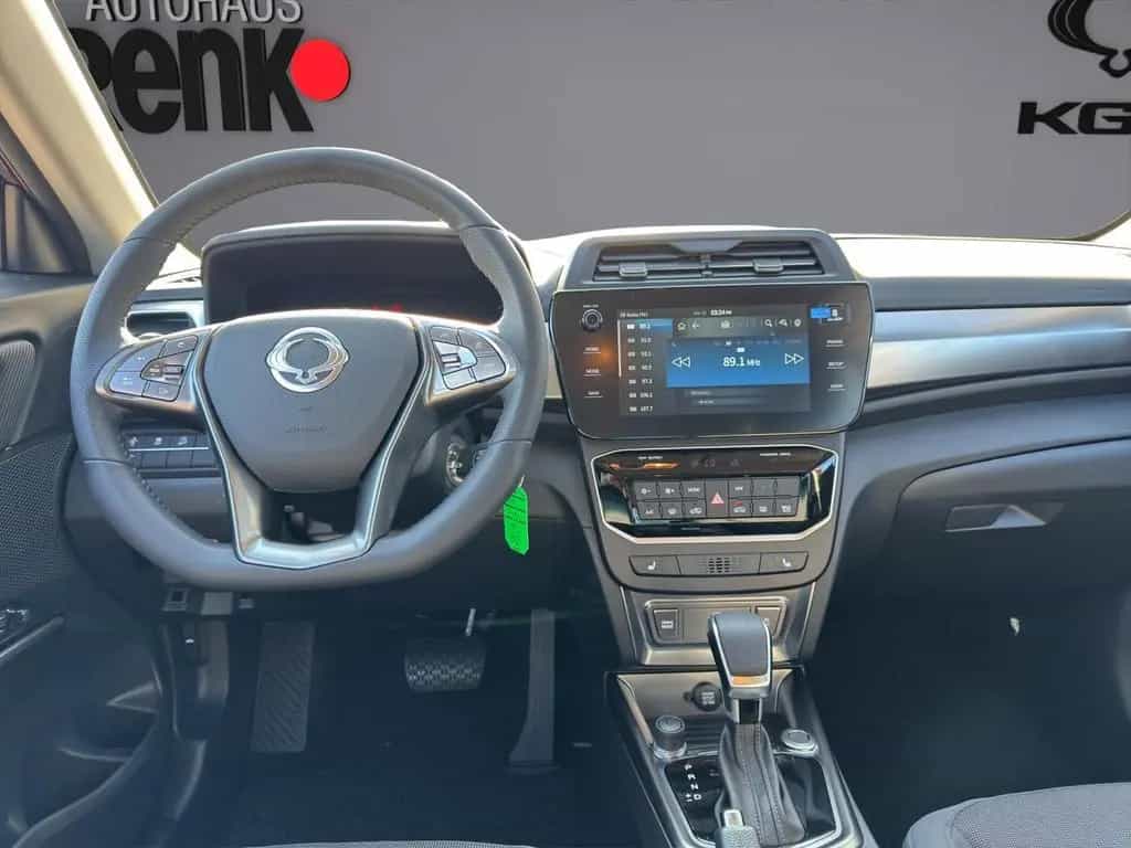 KGM Tivoli Bliss 1.5 AT 2WD *Navi/LED/SHZ/RFK* null-photo-8